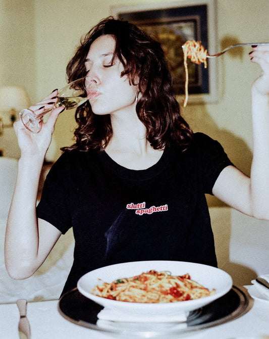 slutti spaghetti crop